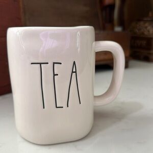 NWOT Rae Dunn Mug